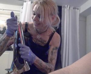 Woman Jane, enormous speculum, dual fisting, anal invasion